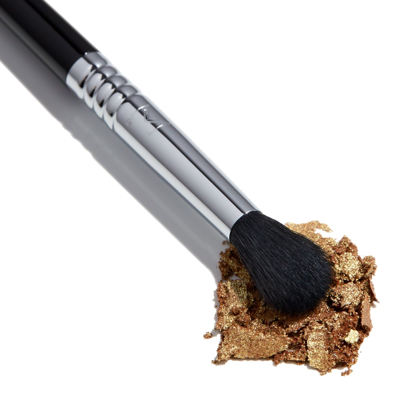 E38 Diffused Crease™ Brush