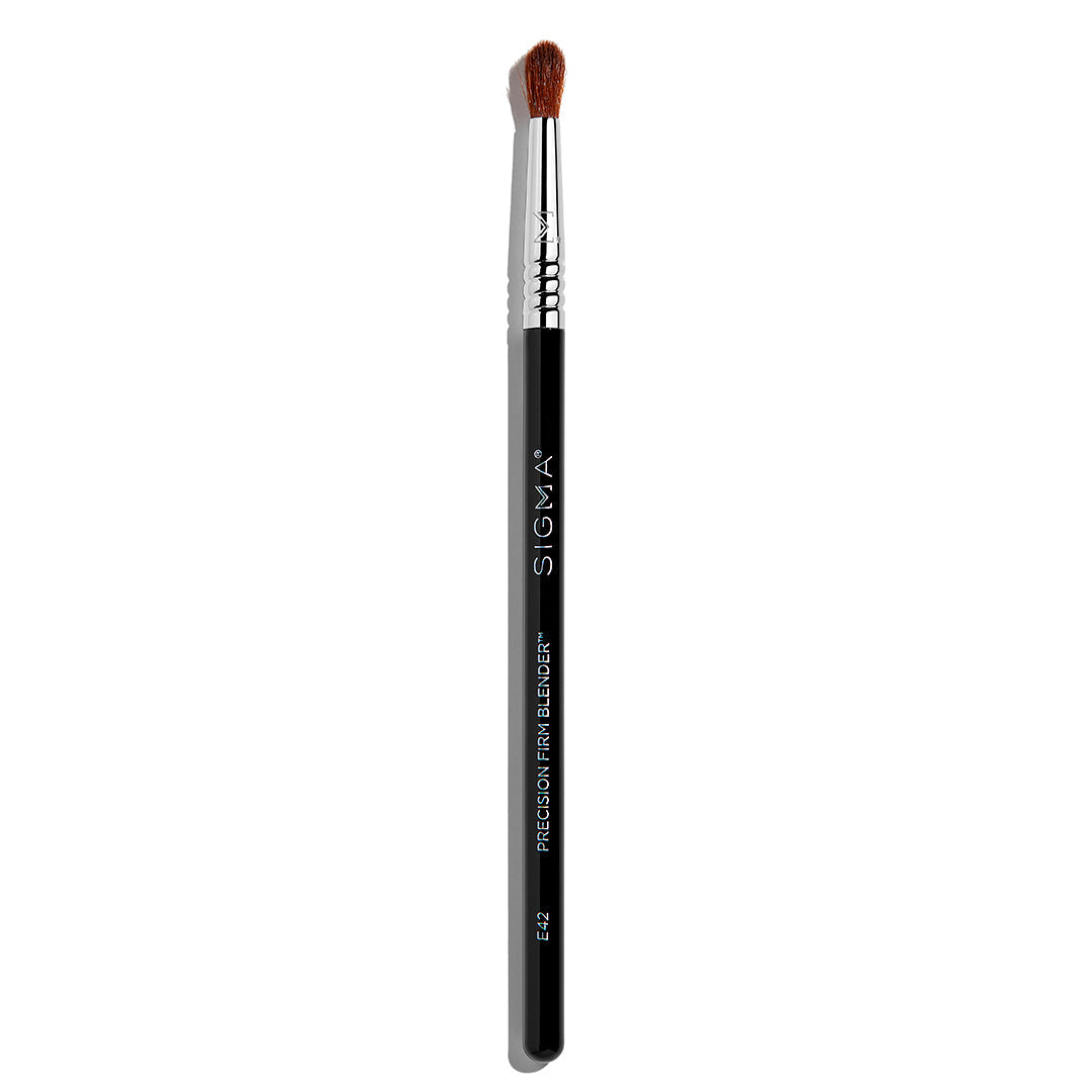 E42 Precision Firm Blender™ Brush