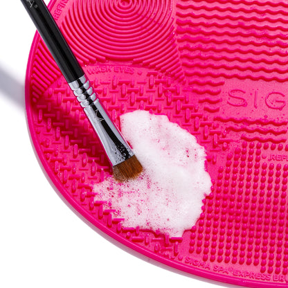 Sigma Spa® Express Brush Cleaning Mat