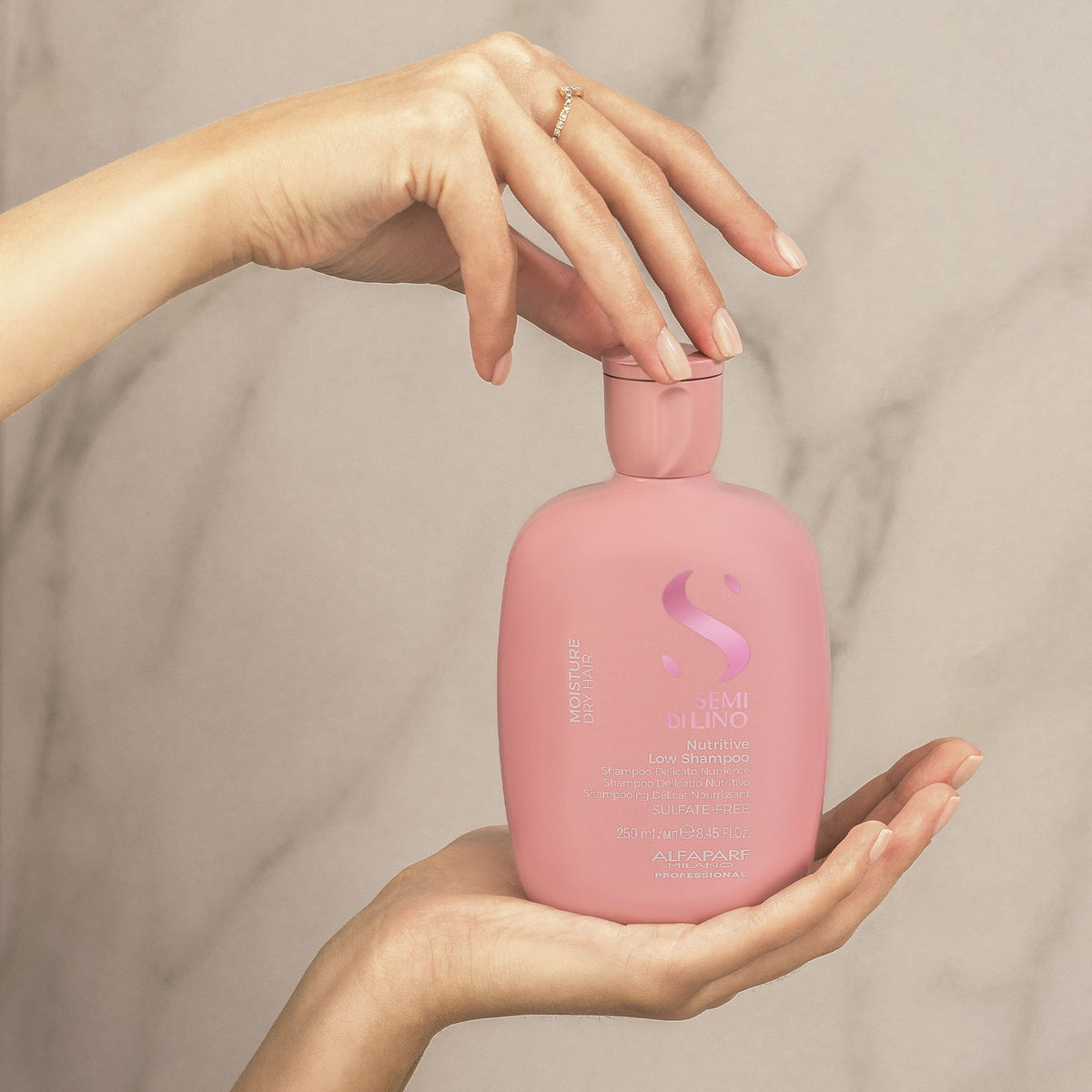 Moisture Nutritive Sulfate Free Shampoo
