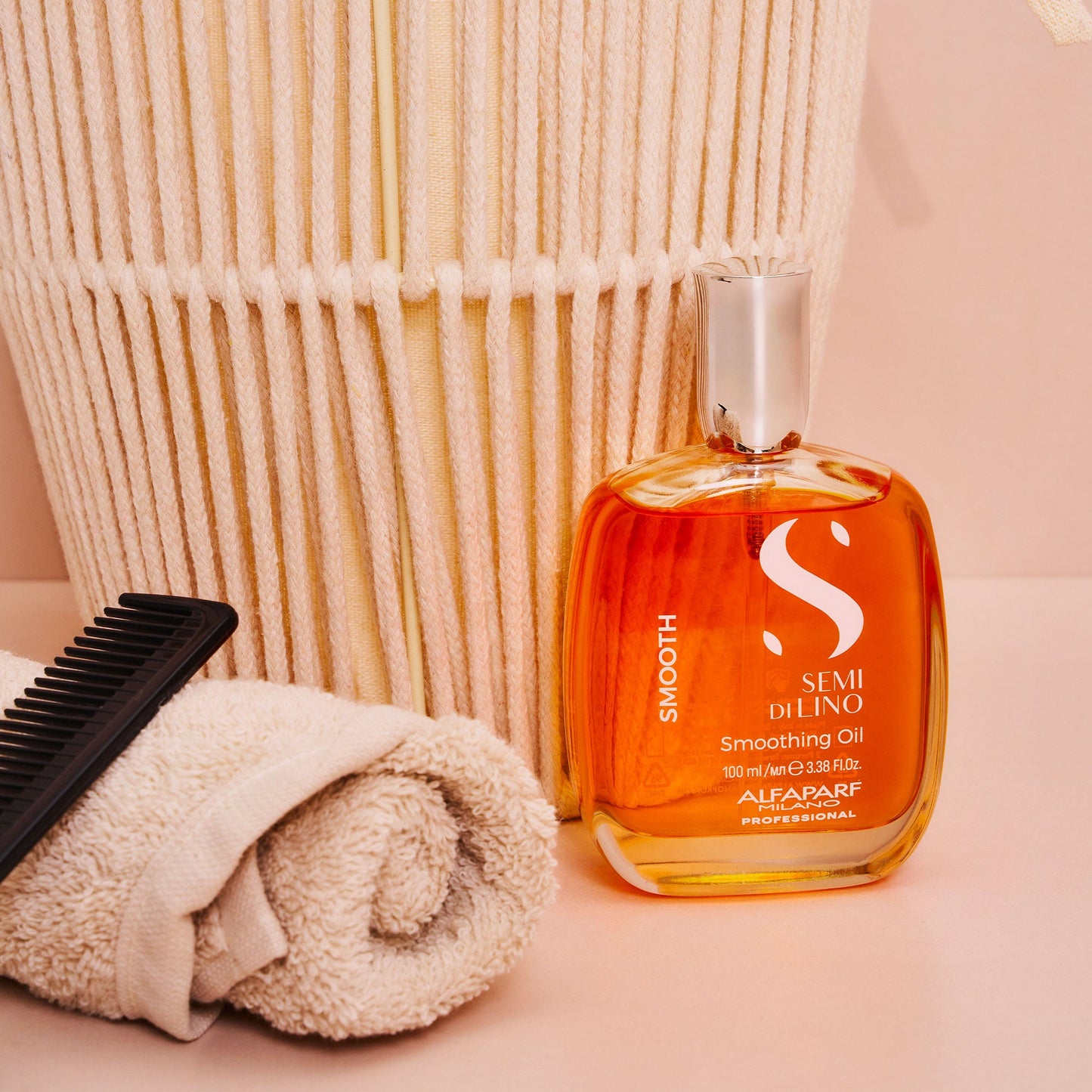 Smooth Smoothing Hair Oil with Heat Protection