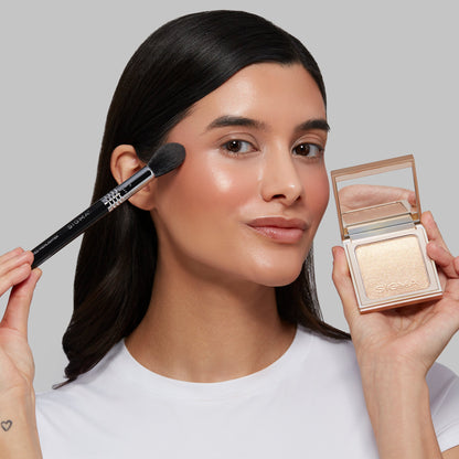 F35 Tapered Highlighter Brush
