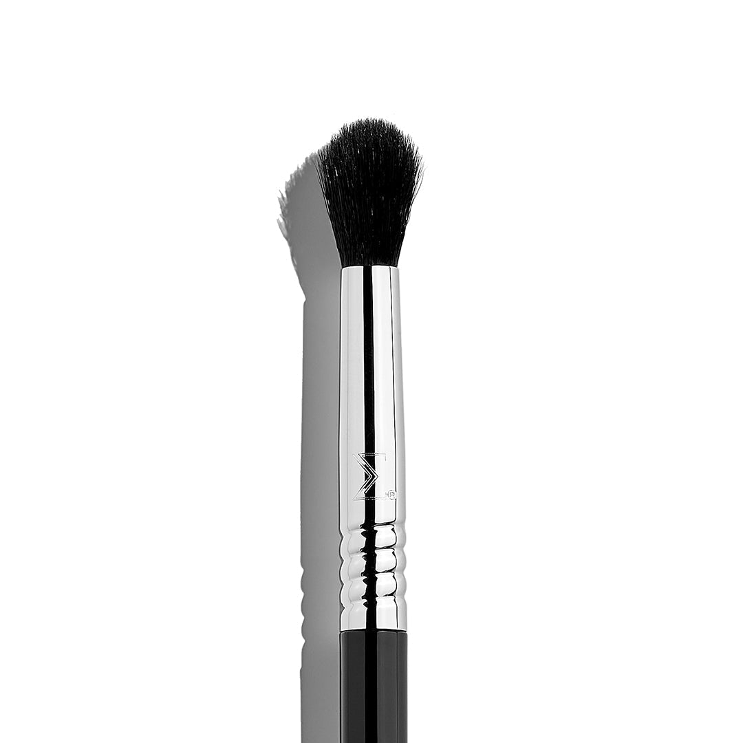 E38 Diffused Crease™ Brush - Beautifox