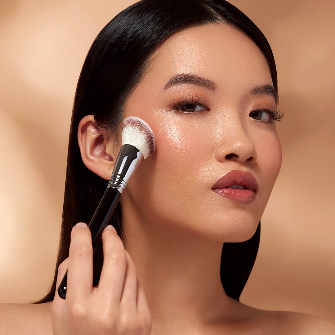 F43 Soft Angled Cheek Brush - Beautifox
