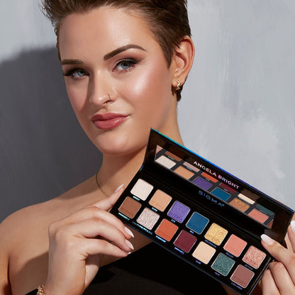 Sigma x Angela Bright Eyeshadow Palette - Beautifox
