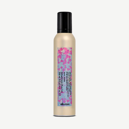 This is a Curl Moisturizing Mousse - Beautifox