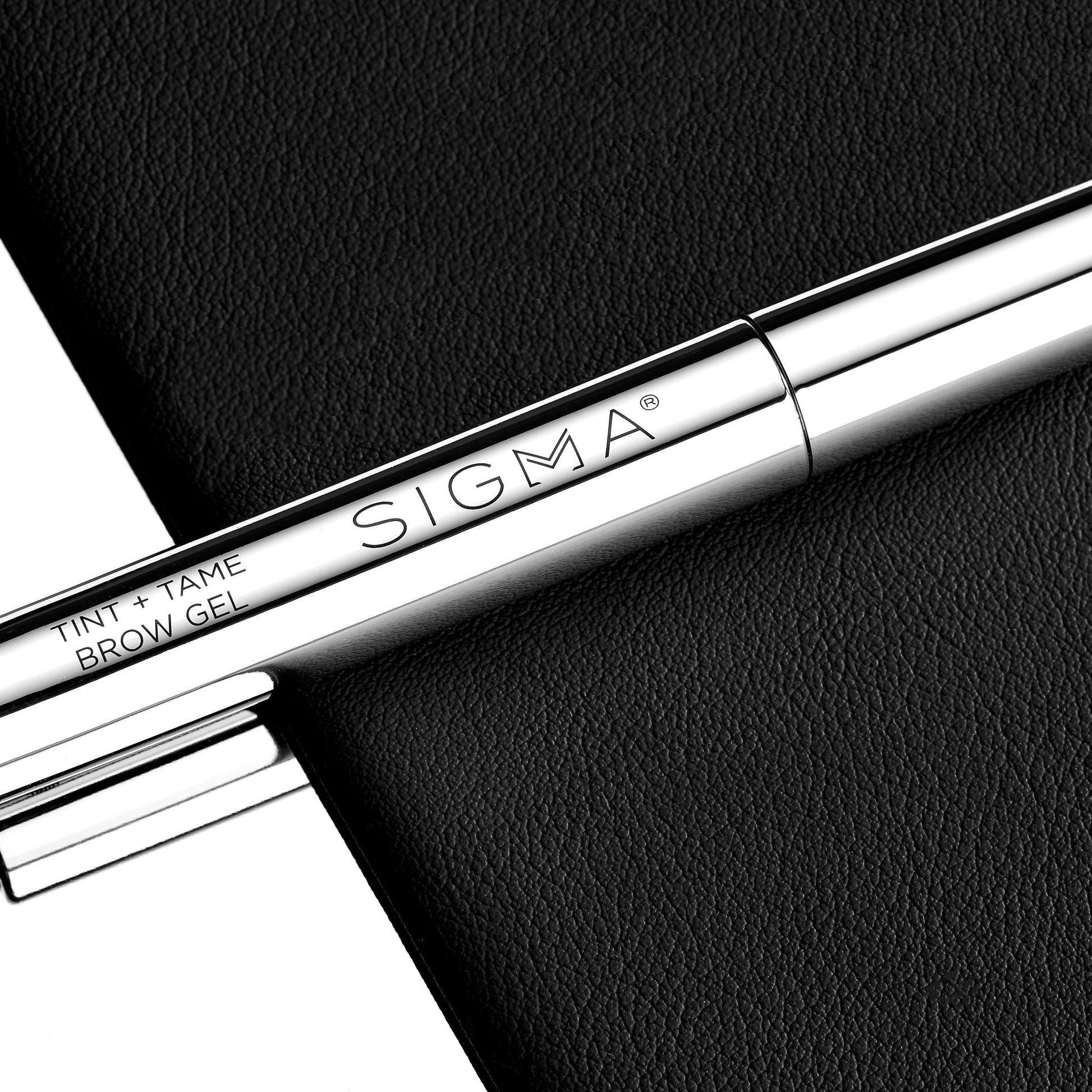 Tint + Tame Brow Gel - Tinted - Beautifox